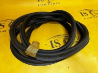 фото thumb №1, Прокладка крышки задняя багажника mercedes gl x166