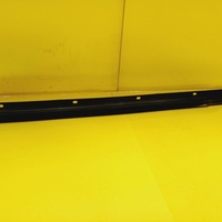 фото thumb №9, Молдинг уплотнитель правый перед audi a4 s4 b5 8d 8d0837478 nr88