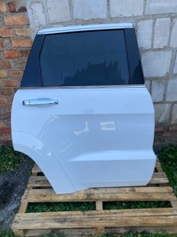 фото thumb №1, Jeep grand cherokee wk2 двері задні праве