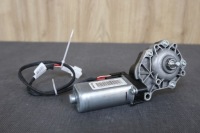 фото thumb №1, Mercedes slk r172 двигатель моторчик механизм крыша a1727900103