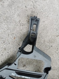 фото thumb №3, Напрямна бампера правий задня renault laguna iii hb