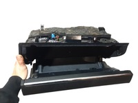 фото thumb №8, Бардачок пассажира консоли w204 uk a2046800591