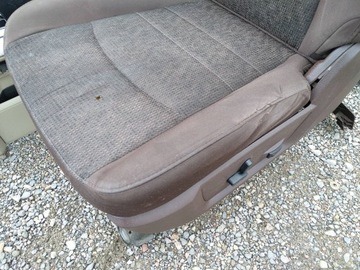 фото thumb №7, Сиденья диван обшивки туннель средний салон комплект dodge ram 1500 2013-