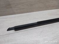 фото thumb №6, 10895. bmw x1 u11 молдинг ущільнювач правий перед 9451534