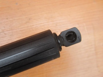 фото thumb №5, Hyundai tucson iv амортизатор кришки зад лівий телескоп правий 81841 - m5100