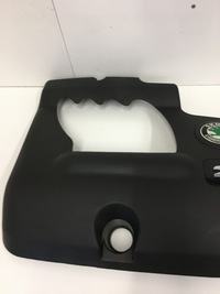 фото thumb №7, Кришка двигуна skoda octavia i 2.0 06a103925as