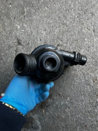 фото thumb №6, 1 bmw e90 e60 2.0i корпус термостата 7552403