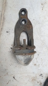 фото thumb №1, Actros mp4 arocs отбойник опора рамы рессора перед przdniej osi 9609980241