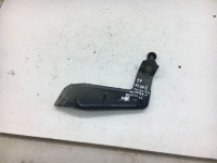 фото thumb №1, Volvo xc90 ii кронштейн крыла правый перед