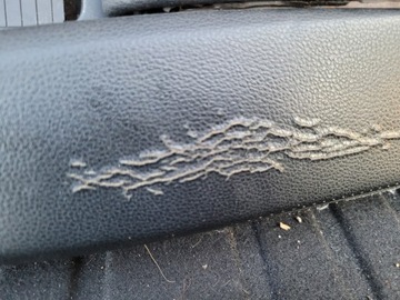 фото thumb №5, Підлокітник бардачок w204 w212 w207 2046800639