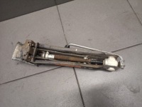 фото thumb №1, Домкрат подъемник audi a6 c5 allroad 4z7011031