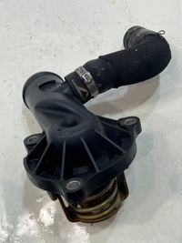 фото thumb №1, Термостат корпус audi a5 8t 3.0 tdi 059121111n