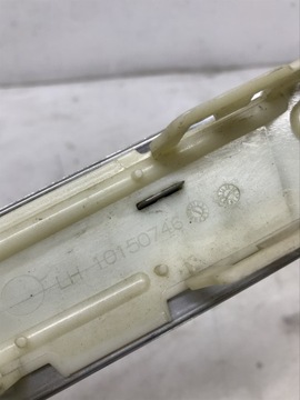 фото thumb №13, Bentley bentayga планка хром бампера зад левая