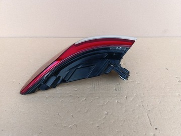 фото thumb №11, Audi a6 c8 sedan лампа комбинированная правая зад задняя w крыло идеальная matrix