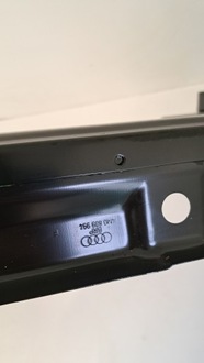 фото thumb №6, Порог правый блок двигателя обшивка audi q7 ii 4m0