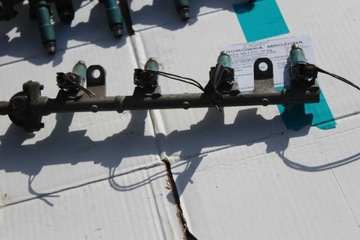 фото thumb №6, Планка впрыскивающий форсунки toyota yaris i 1.0 vvti 23250-23020