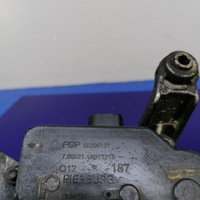 фото thumb №5, Opel vectra c 1.9cdti регулятор кришка колектор 55205127