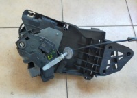 фото thumb №1, Volvo v60 s60 замок дверь левый задняя 31301742