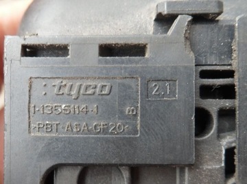 фото thumb №9, Штекер комп'ютера контролера bosch 16u1 16u31 16u34 16c8 16c39 6f3 6jf інші