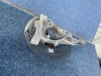 фото thumb №2, Chevrolet camaro 84004746 поворотный кулак опорная площадка левая ступица защита диск