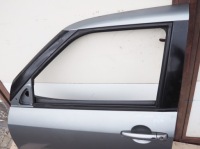 фото thumb №1, Suzuki swift 2005-10 скло бічна двері ліва перед передня оригінал