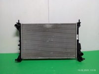 Купить Fiat tipo год 2015- радиатор воды 1.6 автоматическая коробка передач 52052662 100% исправна, фото thumb