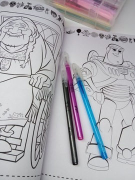 КНИГА-РАСКРАСКА DISNEY MEGA COLOR PIXAR HEROES ПОДАРОК