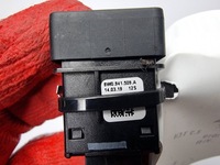 фото thumb №2, Кнопка 8w0941509a света аварийных audi a4 b9