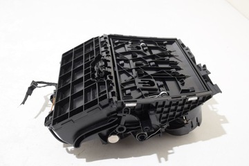 фото thumb №10, Bmw g20 g21 g22 g26 зарядний пристрій індукційна телефону wca nfc бардачок retrofit