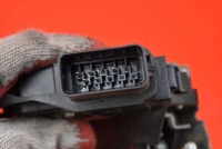 Замок двері правий перед передній eu 3m5a-r21812ak ford focus mk2 04-08 Зі Шроту, фото thumb