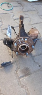 фото thumb №1, Поворотный кулак правая перед ford focus 1.8tdci 06r