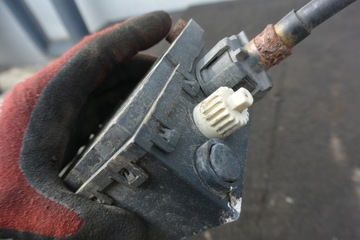 фото thumb №12, Механізм гальма ручного quattroporte ghibli