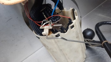 фото thumb №6, Насос топлива 30636883 volvo s60 v70 ii 2.4 d5