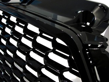 Решетка Audi A3 8V LIFT 17- RS3 в стиле RADAR PDC сотовая, черная глянцевая