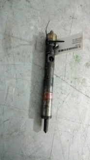 фото thumb №1, Форсунка renault clio 8200365186