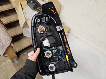 фото thumb №10, Daihatsu mira лампа правая задняя зад 81550-97209-000