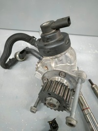 фото thumb №12, Vw caddy 5 v 2k7 система упорскування форсунки насос 2.0-tdi dtr delphi 05l130755