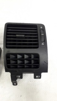 фото thumb №10, Vw touran решётка обдув консоли 2003-2010 1t0819703a 1t0819704a