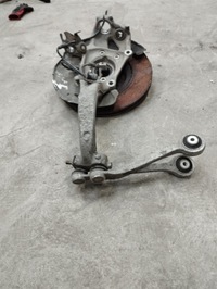 фото thumb №8, Audi a7 3.0tdi поворотный кулак левая передняя 4g0407241d