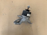 фото thumb №1, Кронштейн подушка двигателя evoque bj32-6f012-ab