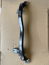 фото thumb №1, Audi q7 4m кронштейн 4m0803221a