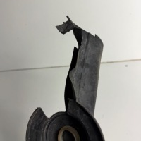 фото thumb №6, Защита камеры двигателя чашка правая bmw 1 f20 f21 oem номер оригинал 7307864