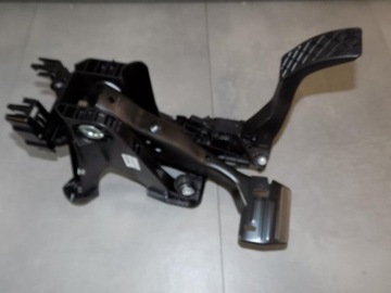 фото thumb №1, Vw arteon педаль тормоза 5q1723058bq