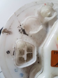 фото thumb №8, 2011 lexus ct 200h насос пального 7702047091