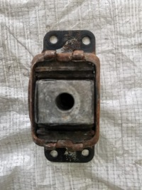 фото thumb №1, Подушка втулка рычага задняя vw sharan 7m0505221c