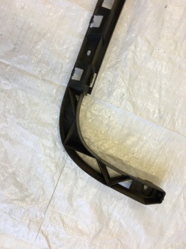 фото thumb №16, Vw passat b6 універсал - ковзун бампера зад 3c9807863