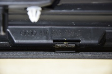 фото thumb №16, Audi оригинальный номер 81a.853.959.b планка дверь