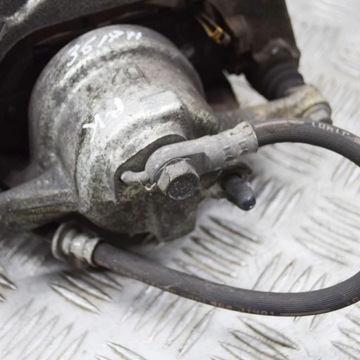 фото thumb №6, Toyota c-hr i 2018 ліва сторона супорт гальмівний переднє