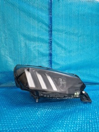 фото thumb №1, Peugeot 2008 2 лампа передняя правая