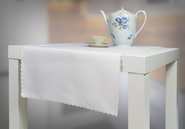 Gładki bardzo gruby bieżnik pas stołowy plamoodporny biały 80X100